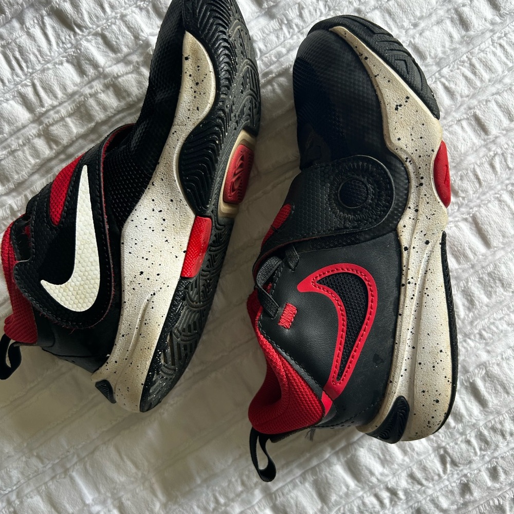 Nike Kids Sneakers - Black, Red, White